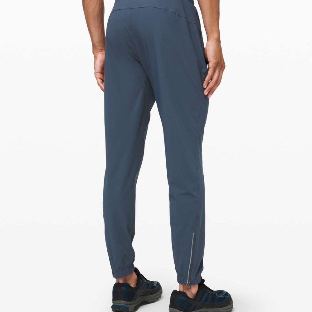 Lululemon Surge Joggers Size L, Mach Blue